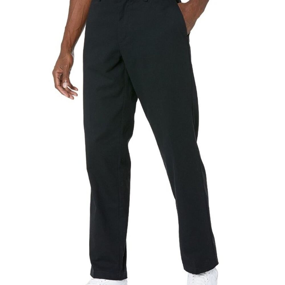 Amazon Essentials Men's Classic-Fit Wrinkle-Resistant Flat-Front Chino Pant,